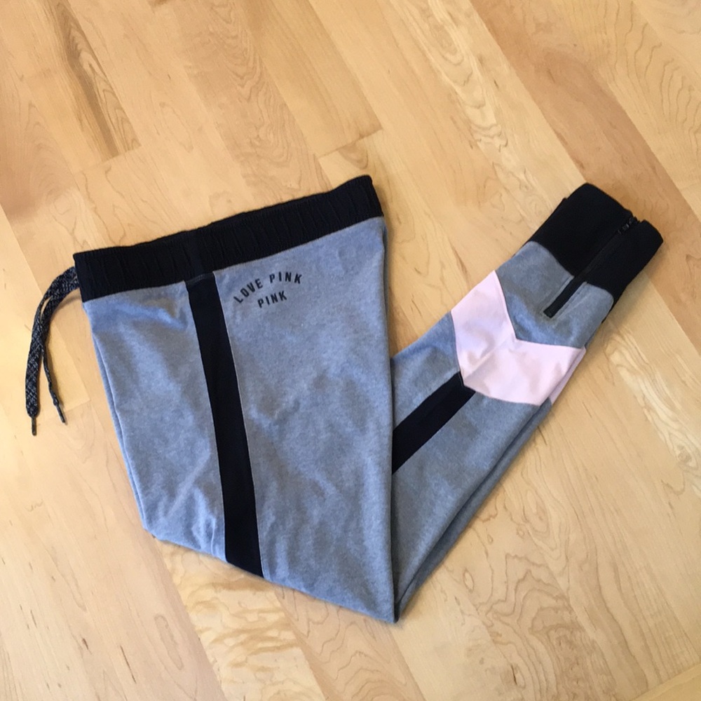 VS PINK Yoga Slim Jogger with Ankle Zip